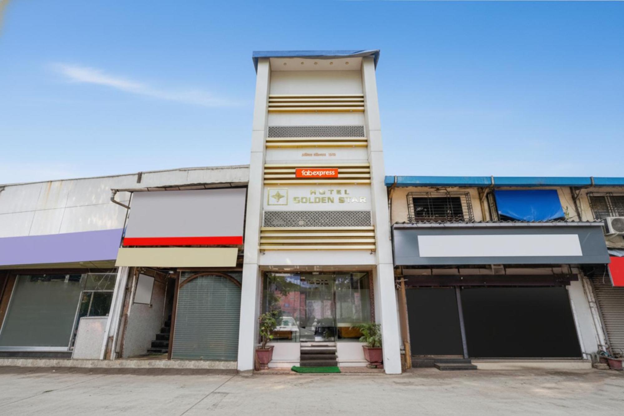 Fabhotel Golden Star — Photos 1